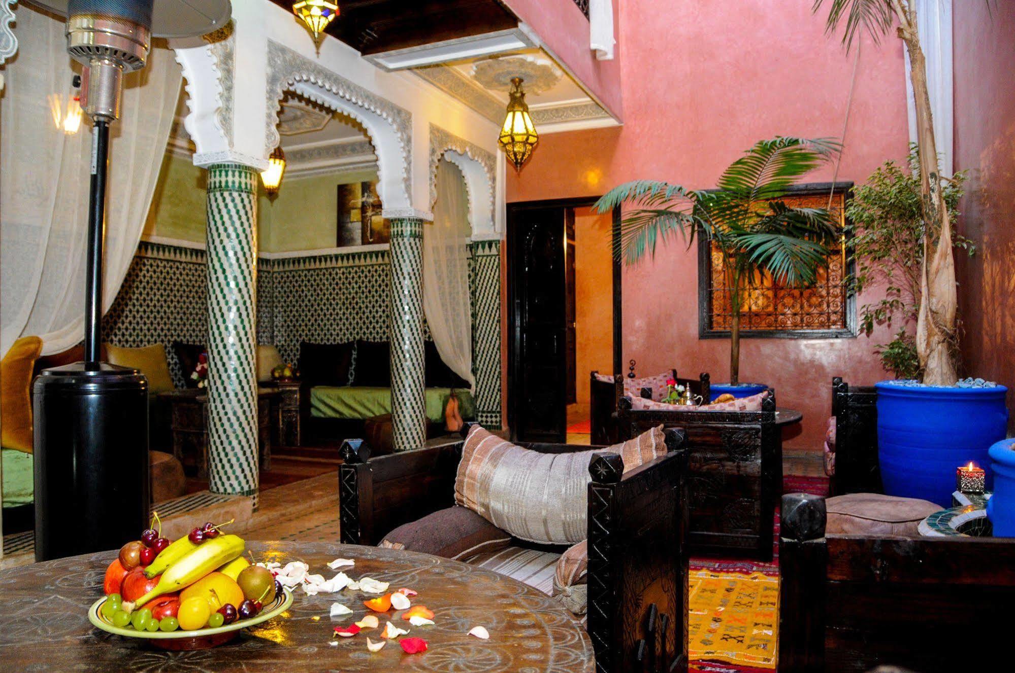 Riad Dar Aby Marrakesh Bagian luar foto